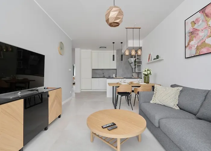 Lwowska By The Malta With Parking By Renters Prestige * 波兹南