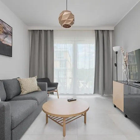 Апартаменты Lwowska By The Malta With Parking By Renters Prestige