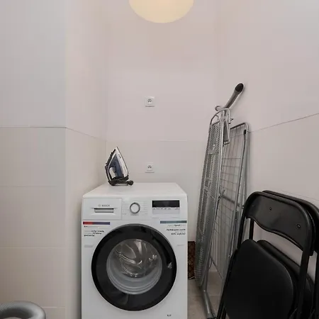 Lwowska By The Malta With Parking By Renters Prestige Appartement Poznań