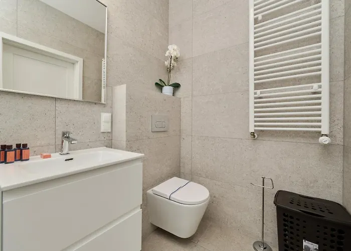 Lwowska By The Malta With Parking By Renters Prestige Appartement Poznań