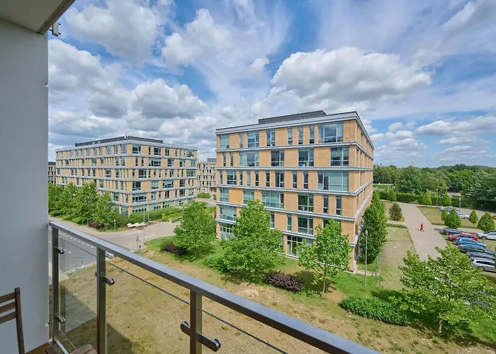 Lwowska By The Malta With Parking By Renters Prestige Appartement